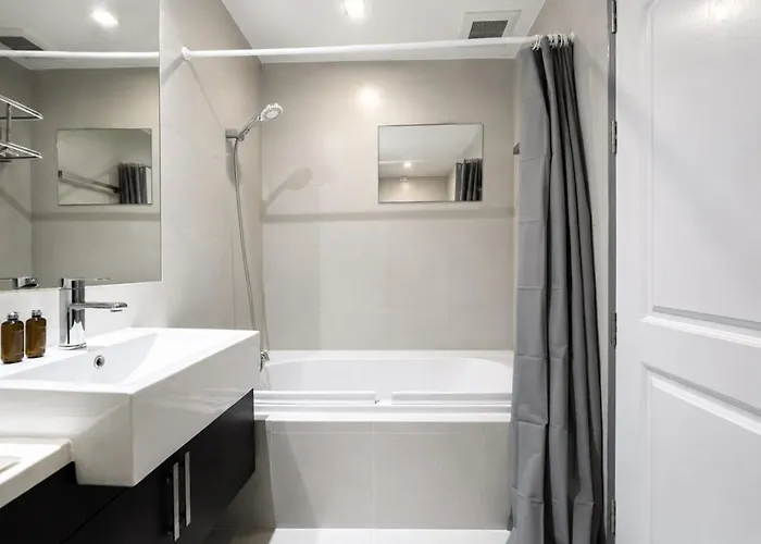 Apartment Bts Thonglor L Large 55sqm L Pool And Steam *